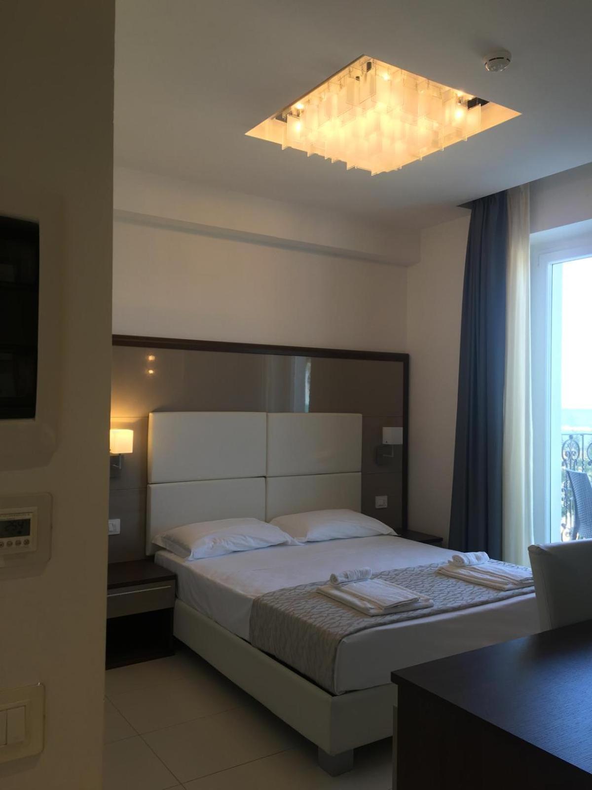 קופרה מריטימה Hotel Baia Marina מראה חיצוני תמונה