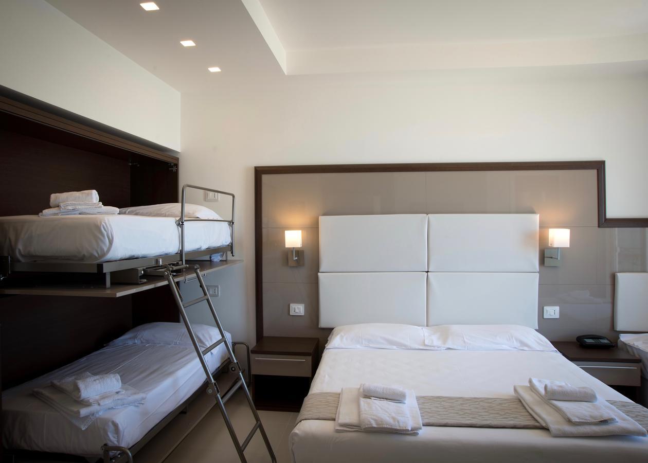 קופרה מריטימה Hotel Baia Marina מראה חיצוני תמונה